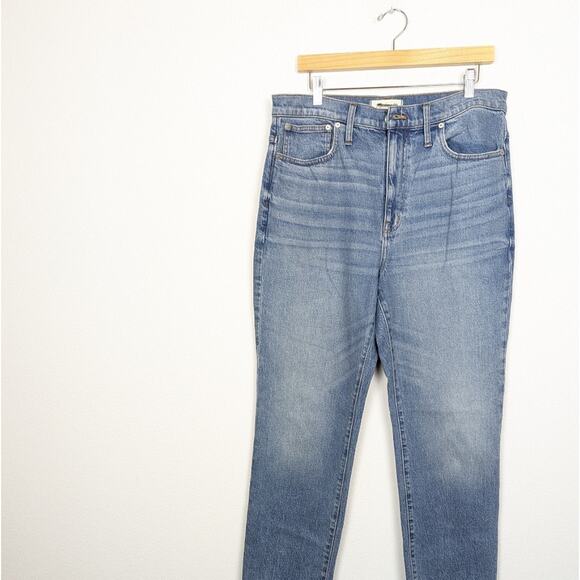Madewell The High Rise Slim Leg Boy Tencel Jeans Size 30 - Picture 3 of 9